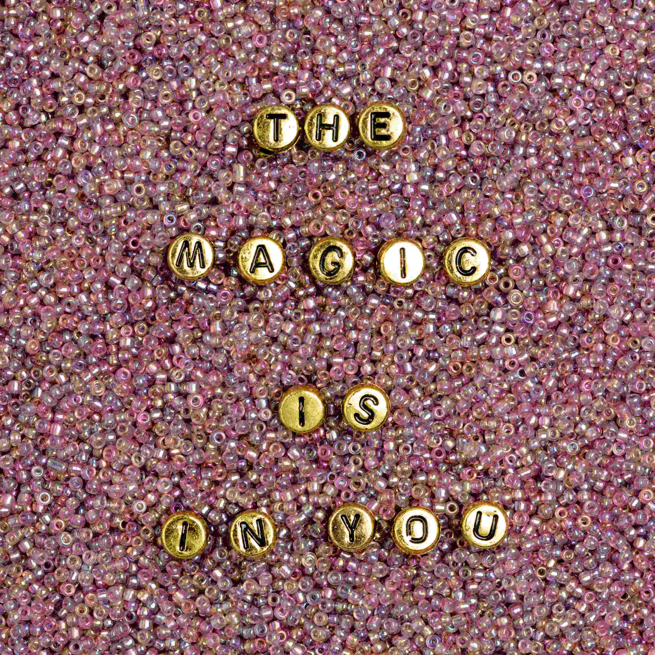 beads-letter-teamwork-word-typography