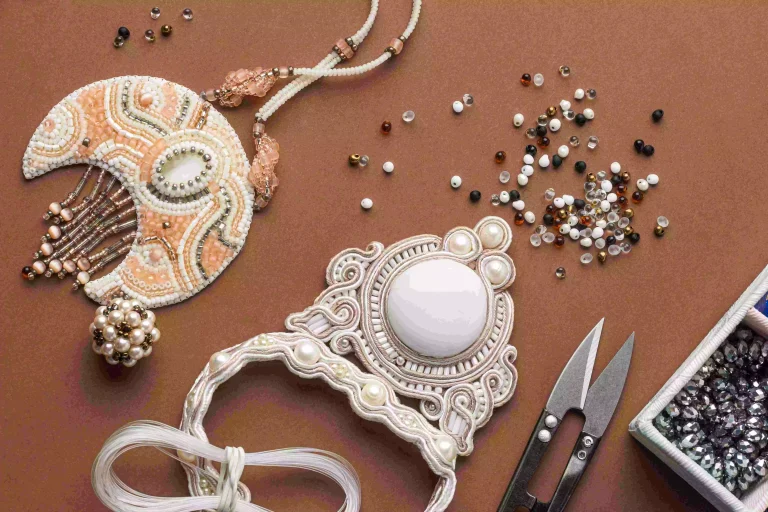 -top-view-essentials-bead-working-with-scissors