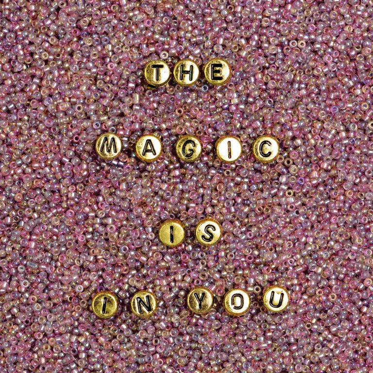 beads-letter-teamwork-word-typography
