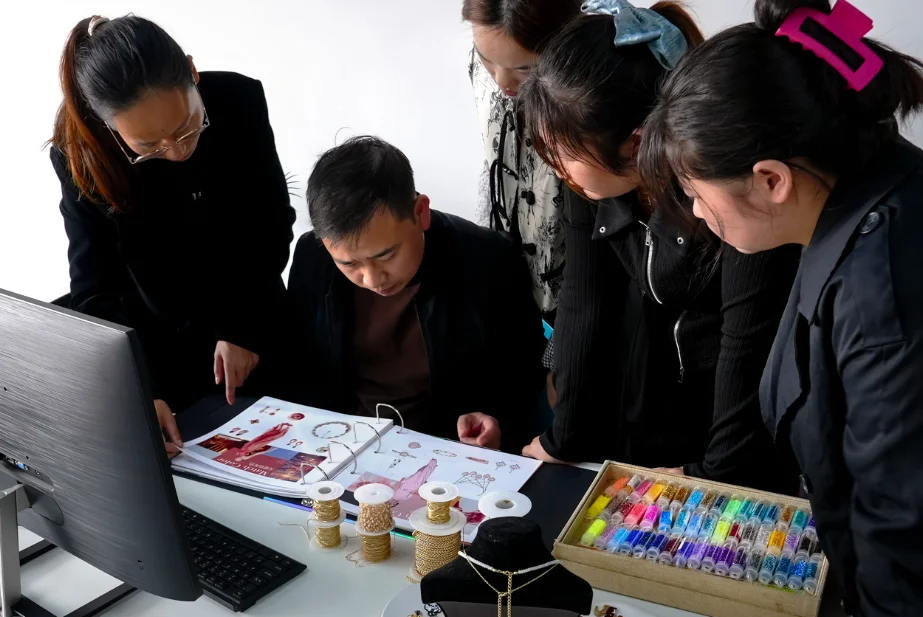 Shell Bracelet Benefits for Emotional Balance and Stress Relief