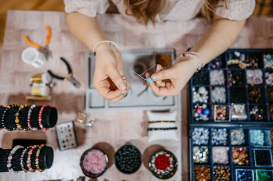 How Can You Tell If Jewelry Is Truly Handmade 7 Artisan Spotting Secrets