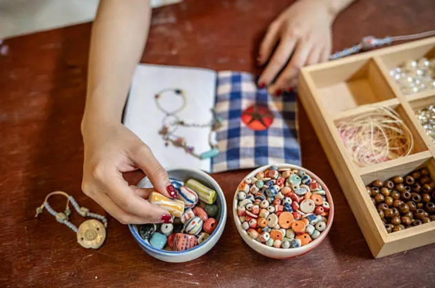The Ultimate Guide to Beaded Jewelry Trends Set to Dominate in 2026 for Retailers