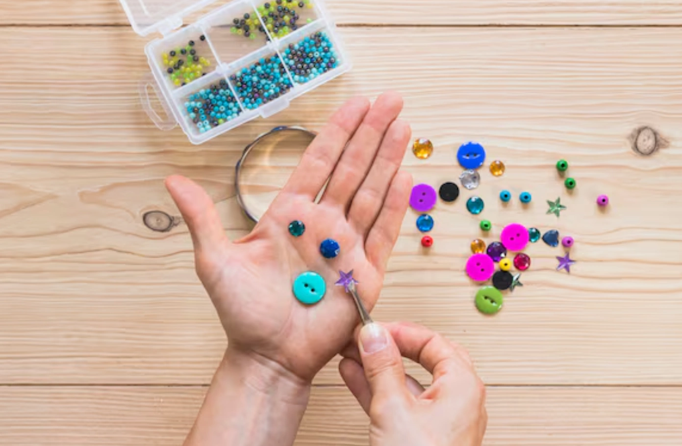 What Are Seed Beads Made Of Glass vs. Plastic, Miyuki Beads, and Finishes Explained