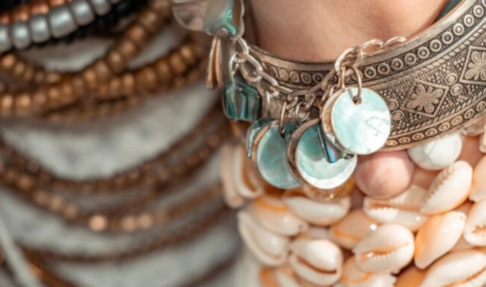 Are Boho Accessories Wholesale Lines Suitable for Both Women and Neutral-Style Men